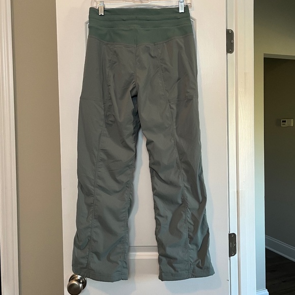 NWOT Lululemon Dance Studio Mid-Rise Pants Lined - Short 6 - Crater Blue - Picture 5 of 6